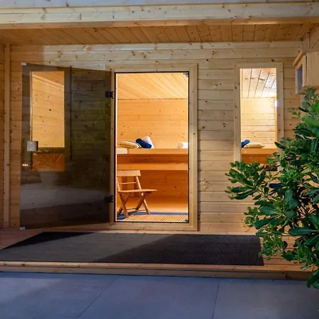 アパート Oleander With Pool And Sauna *